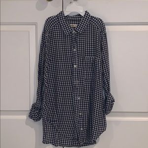 Hollister Button Up Shirt